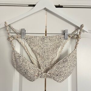 VIX Paula Hermanny Bikini.